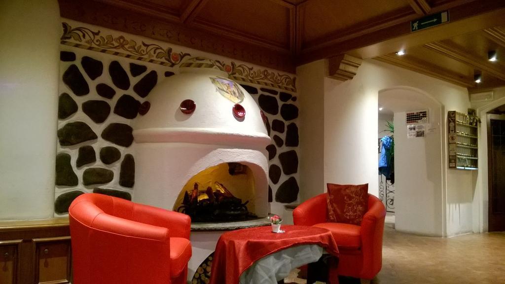 ויגו די פאסה Hotel Rosa Wellness & Spa מראה חיצוני תמונה